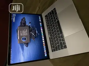 Laptop Apple MacBook Pro 16GB Intel Core I7 512GB