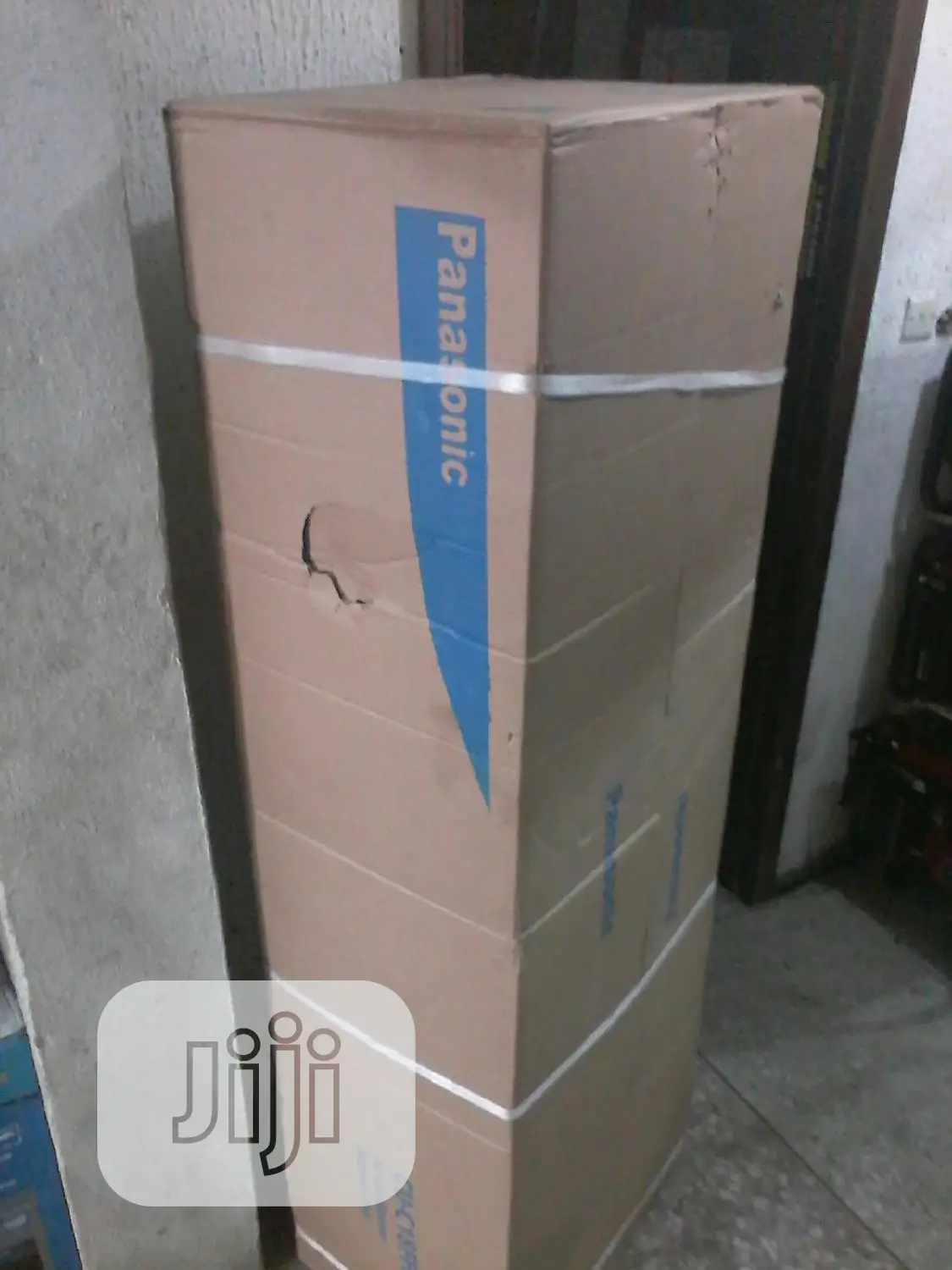 Panasonic Standing AC. 2 HP