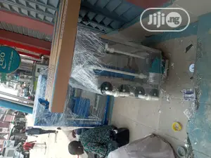 Reverse Osmosis Machine