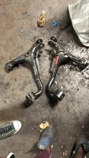 Range Rover Sport/Land Rover Lr3 Back Upper Arm