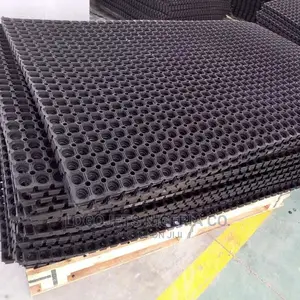 Heavy Duty Rubber Hollow Anti-Slip Foot Mat