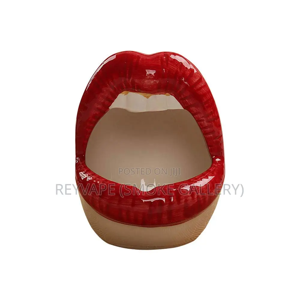 Lips Shape Ceramic Ashtray
