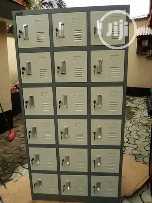 18 Doors Workers Lockers