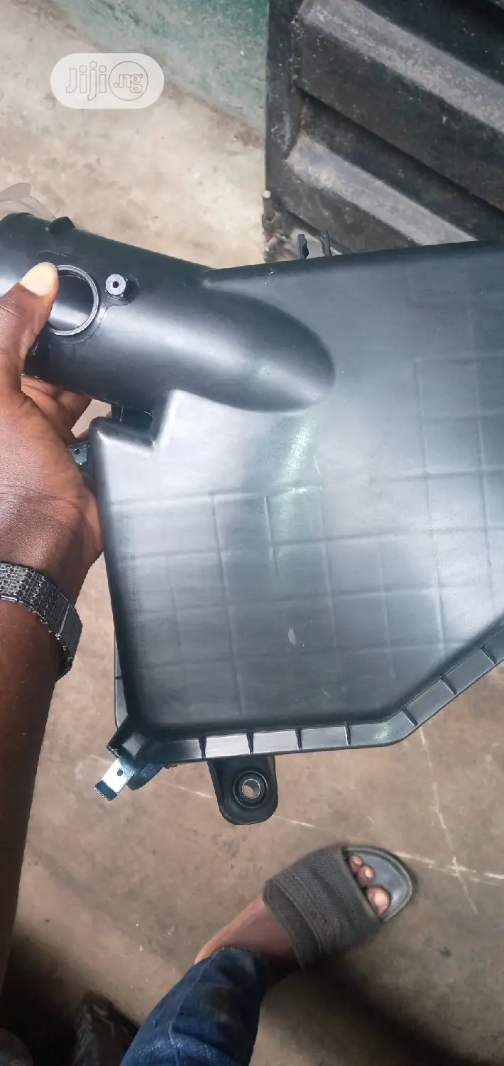 Air Flow Meter Casing Is 250 Lexus