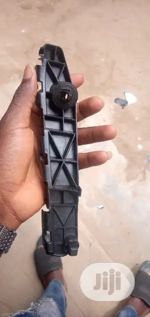 Bumper Bracket Is 250 Lexus
