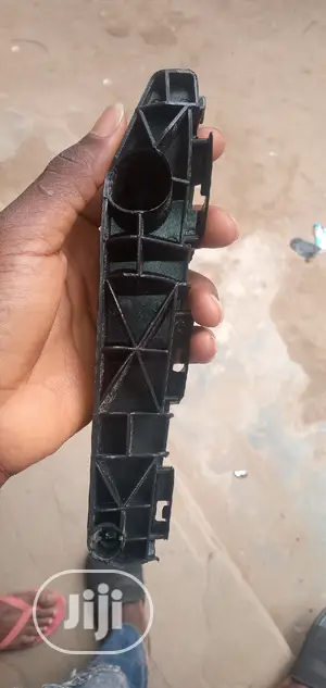 Bumper Bracket Is 250 Lexus