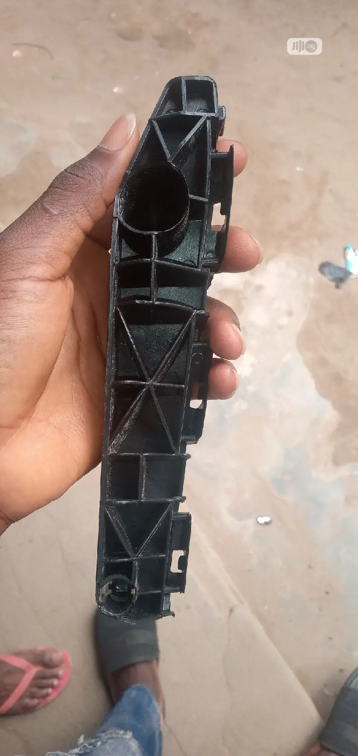 Bumper Bracket Is 250 Lexus