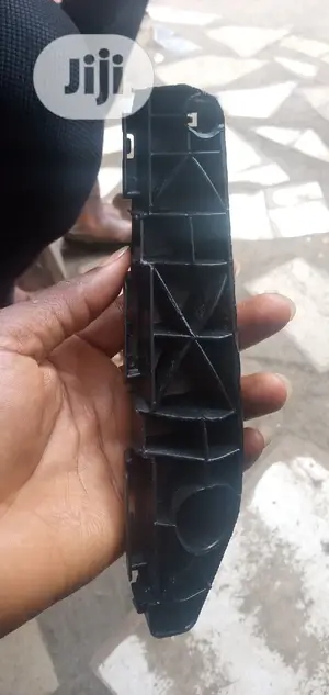 Bumper Bracket Is 250 Lexus
