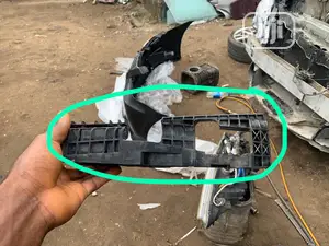Head Lamp Hanger Is 250 Lexus