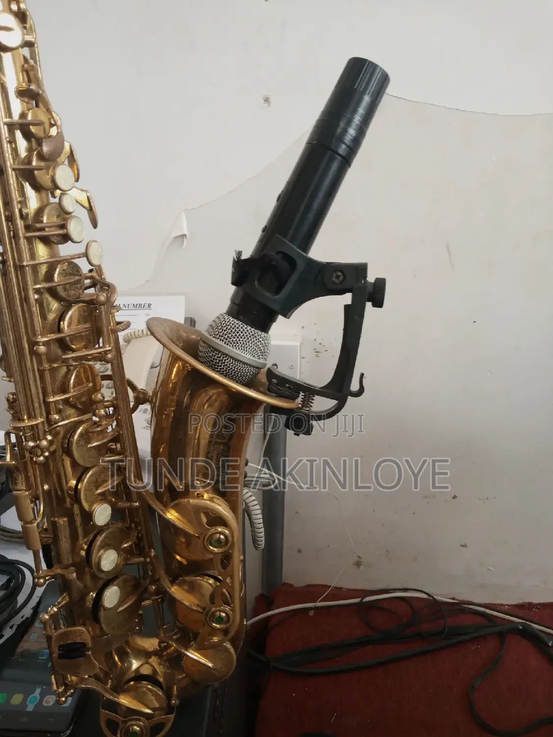Saxophone Mic Holder