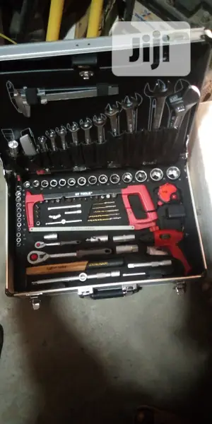 149 Piece Comprehensive Tool Kit