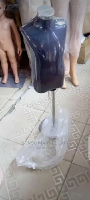 Non Pinnable Plastic Body Dressform For Kids