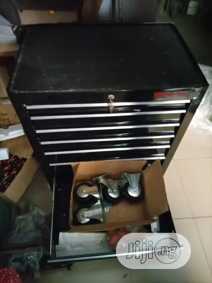 Tools Box With 7 Drawers