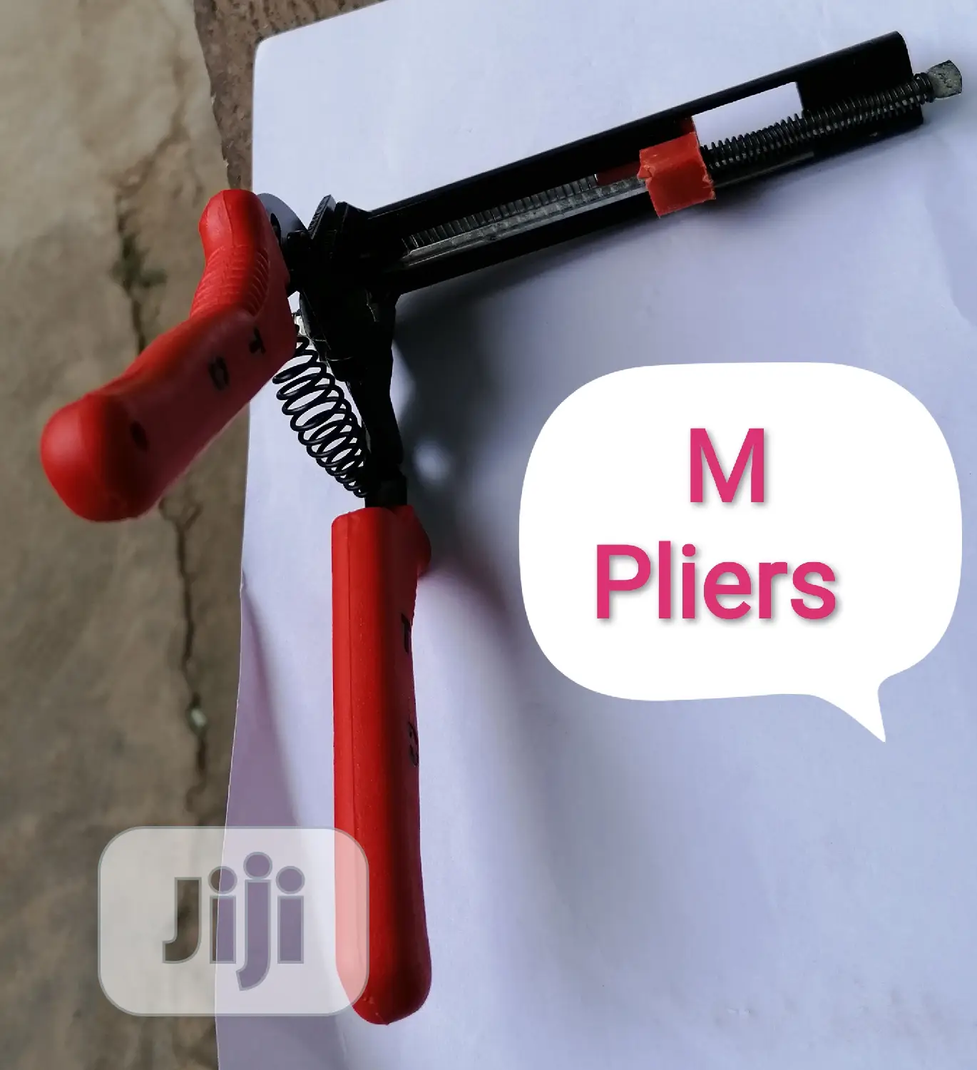 M-Pliers for Poultry Cage