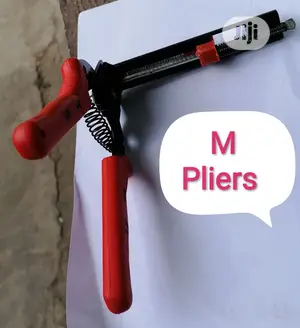 M-Pliers for Poultry Cage