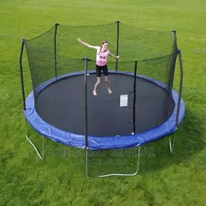 Sky Walker 15′′ Round Trampoline And Enclosure