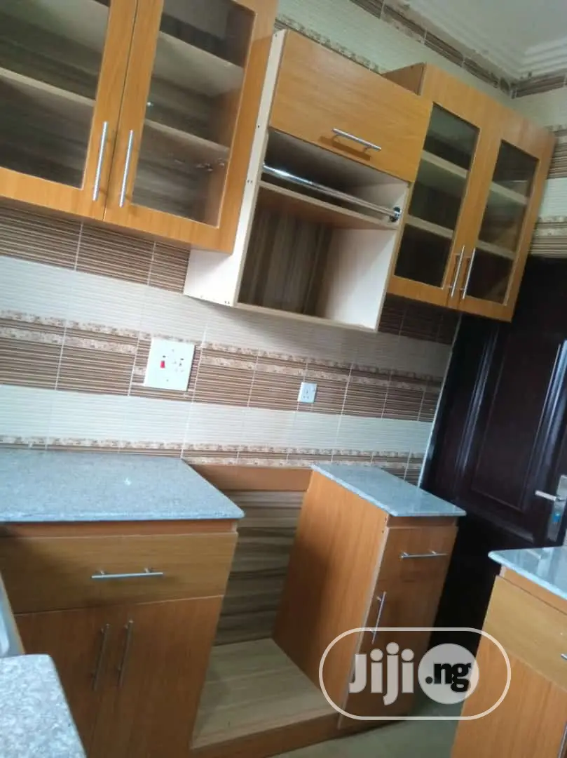 Kitchen Cabinet Interior