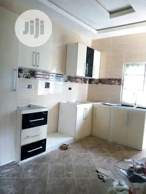 Kitchen Cabinet Interior