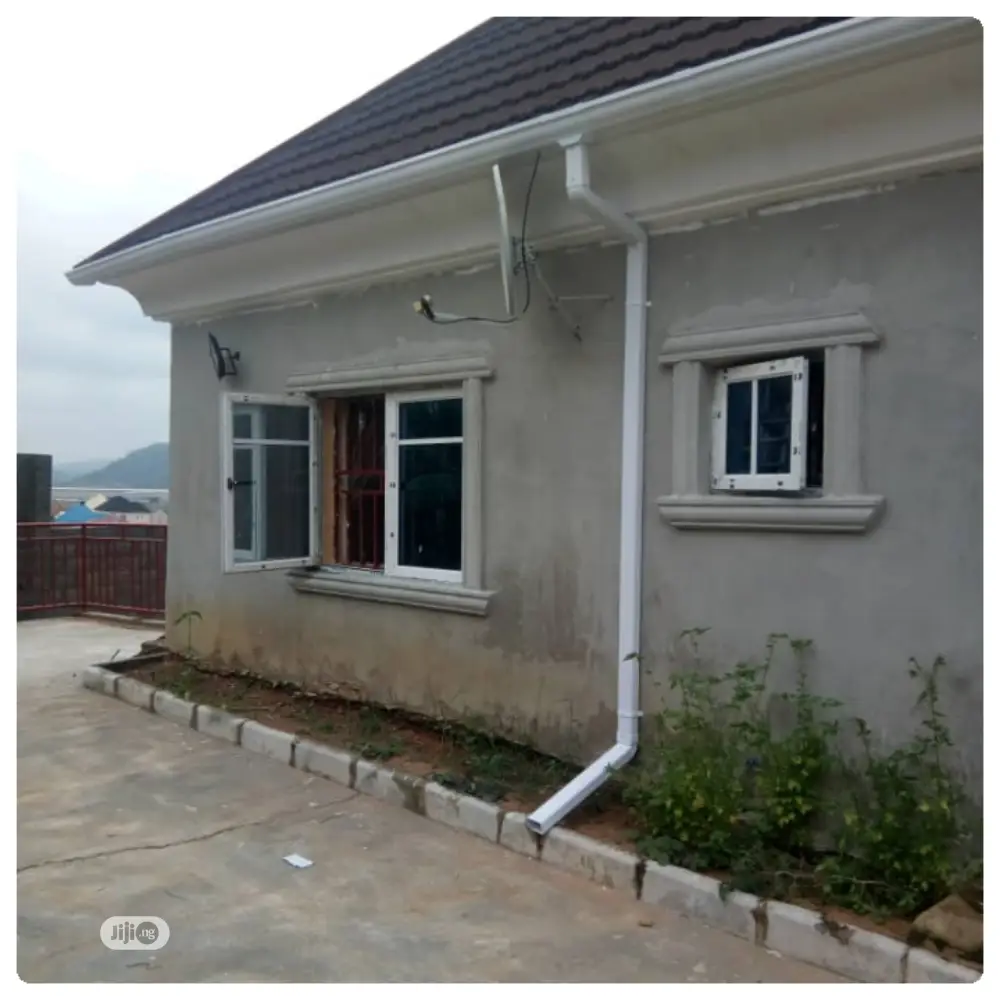 Roof Water Gutter