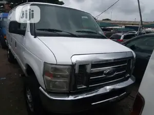 Photo - Ford E350 2006
