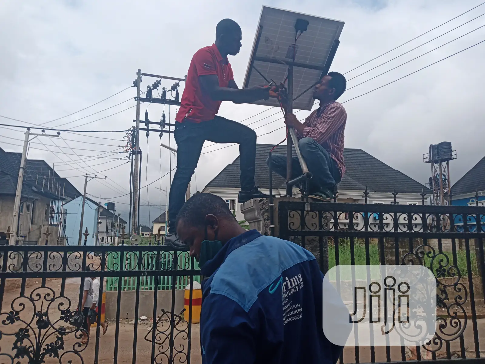 Auto-gate With Solar Panel