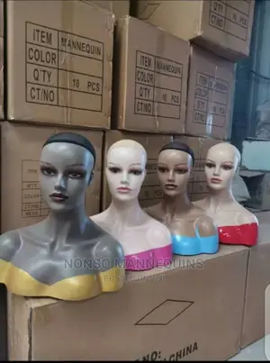 Half Mannequins With Shoulders For Hair/Hat Display