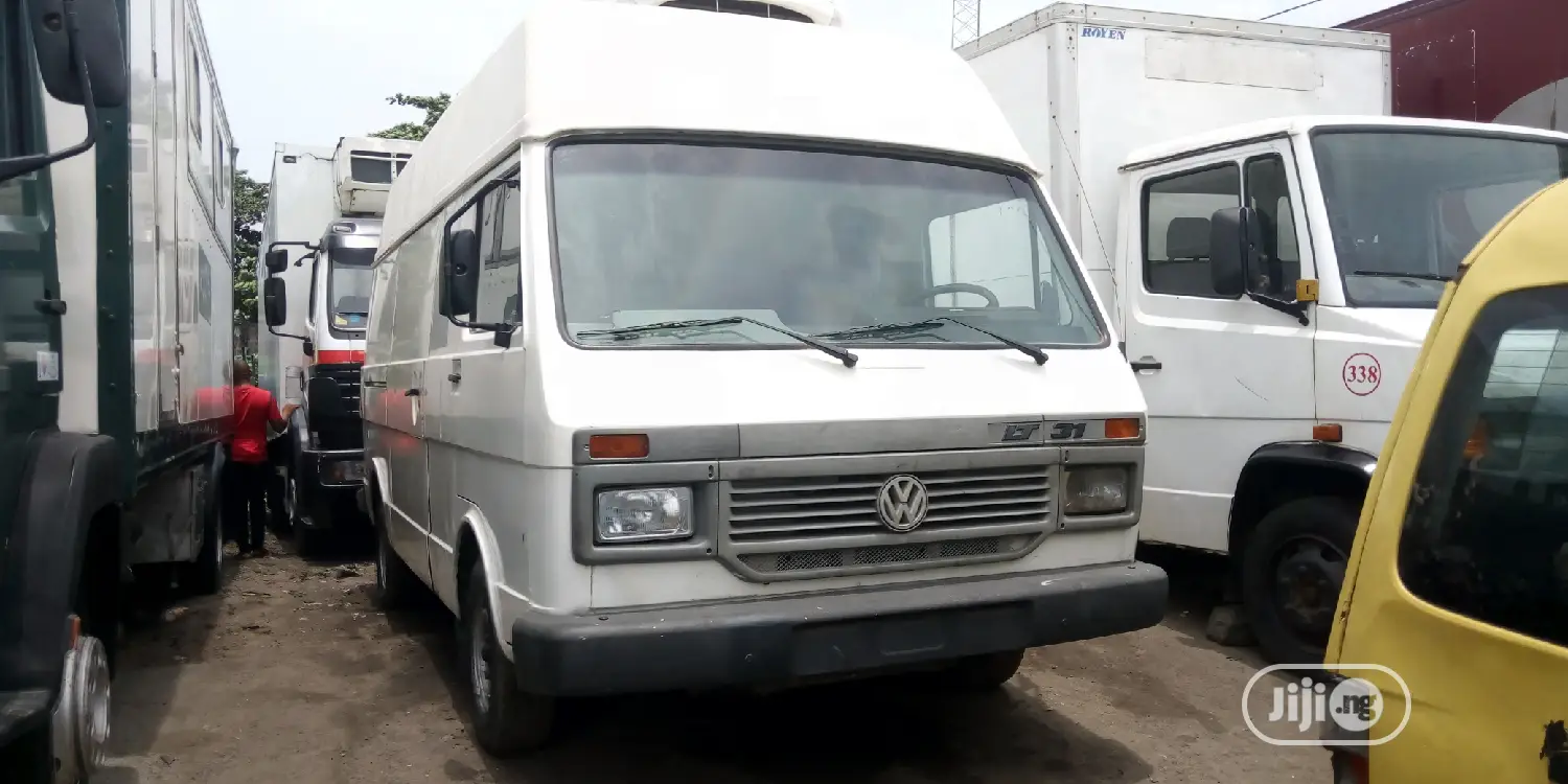 Volkswagen LT 2004 Yellow