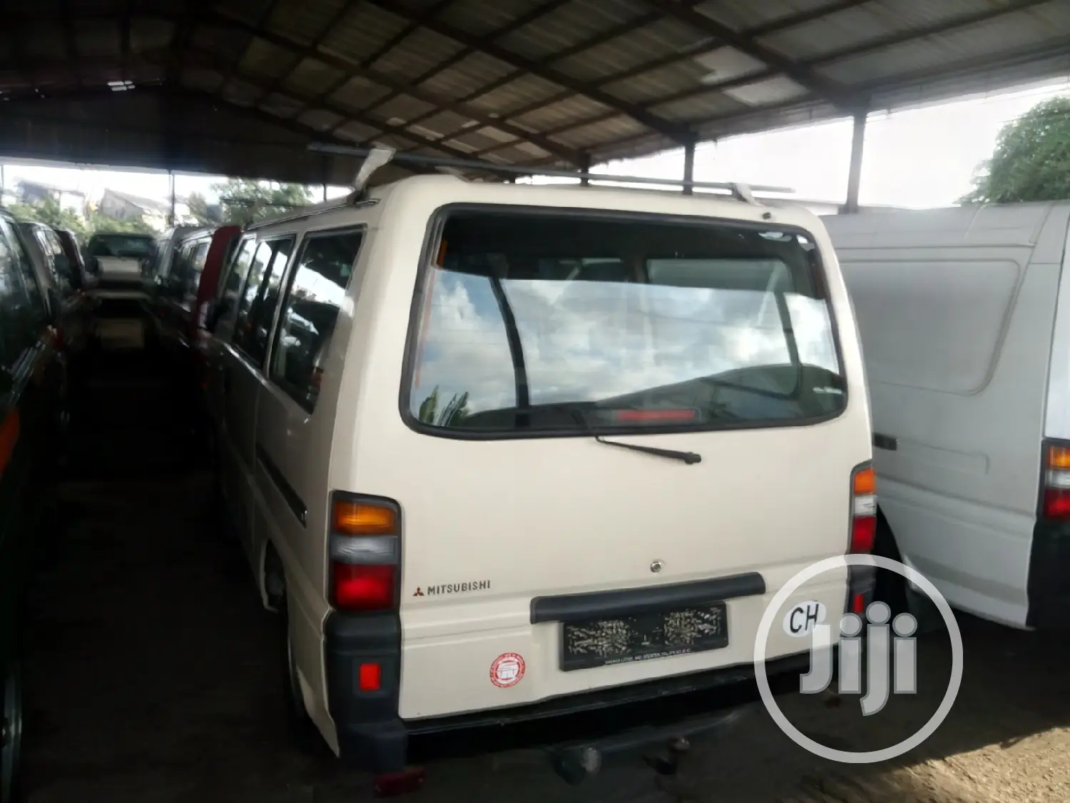 Mitsubishi L300 2003 Grey