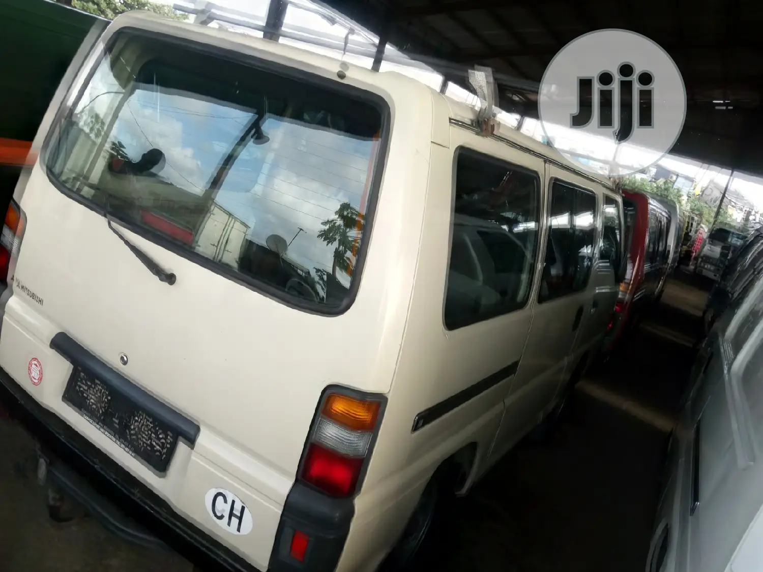 Mitsubishi L300 2003 Grey