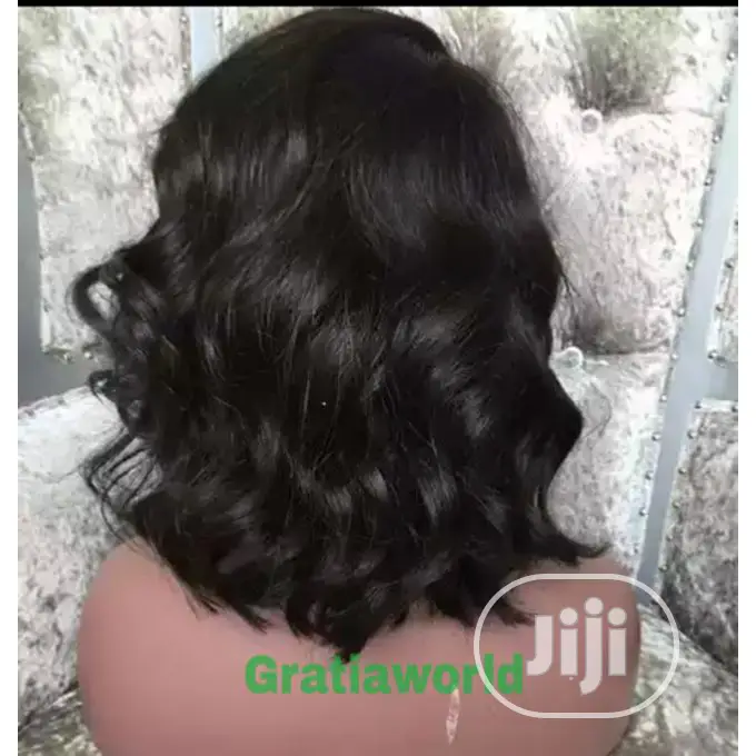 Wavy Stylish Wig With Closure