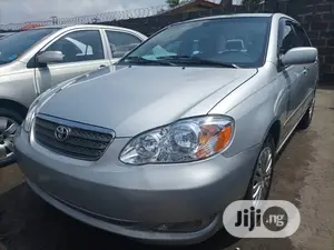 Photo - Toyota Corolla 2006 Silver