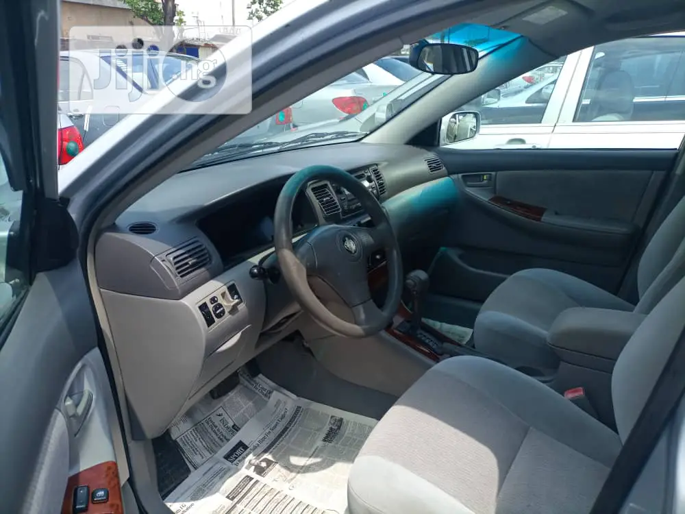 Toyota Corolla 2006 Silver