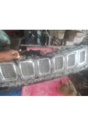 Front Grille Jeep Cheroke 2013 Model