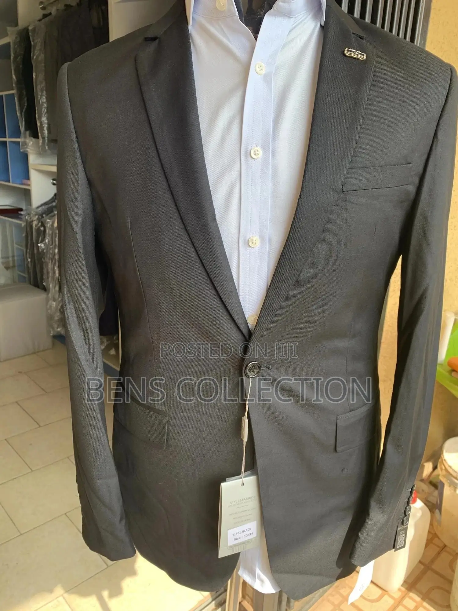 Classic Men's Suit