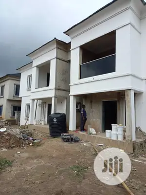Frameless Glass Staircase And Balcony