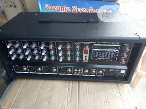 4 Channel Box Power Mixer