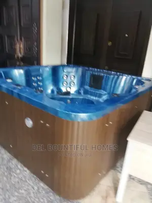 Jacuzzi Bath