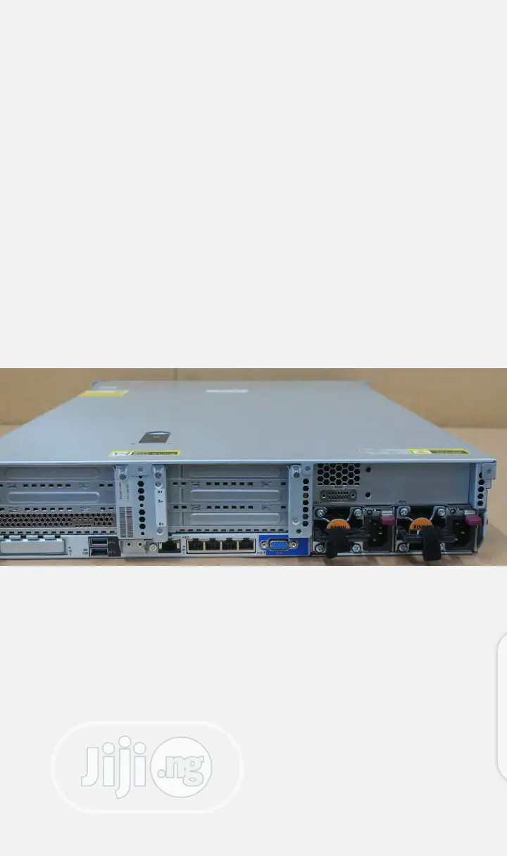 Server HP ProLiant DL 32GB Intel Xeon HDD 2T