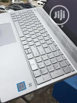 New Laptop HP Pavilion 15 8GB Intel Core I5 HDD 1T