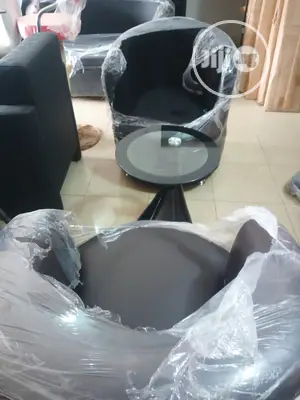 2pcs Single Sofa and Exotic Centre Table
