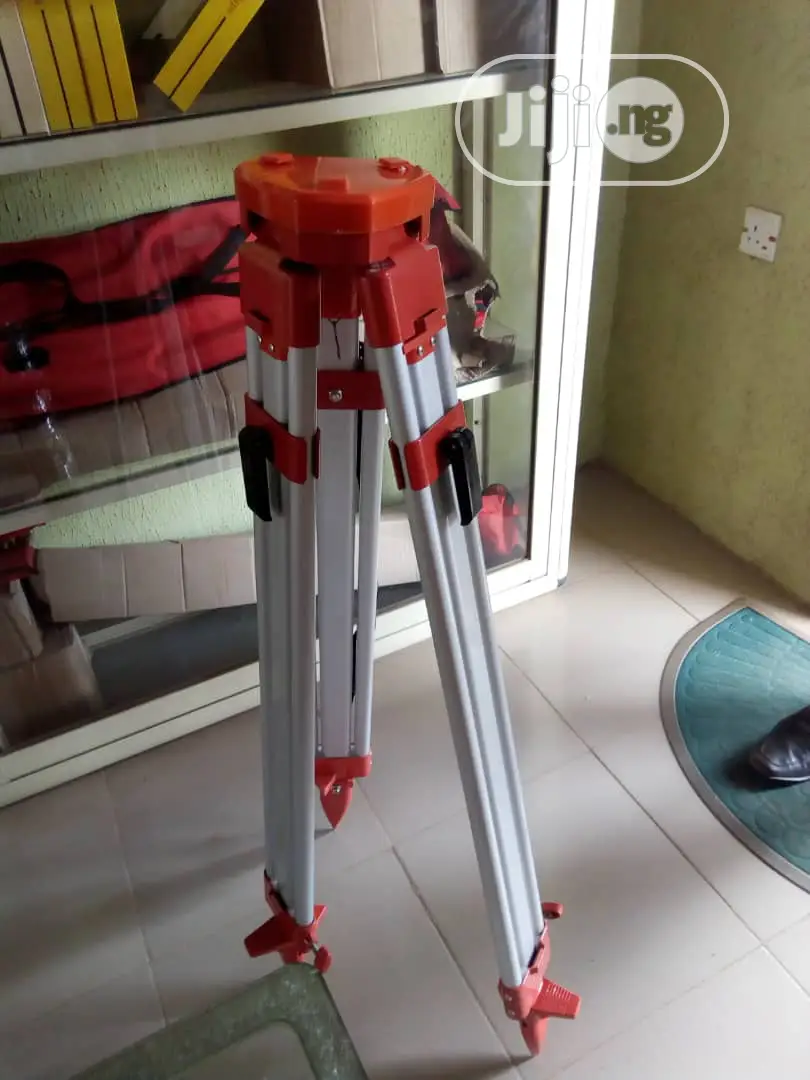Double Lock Aluminum Tripod