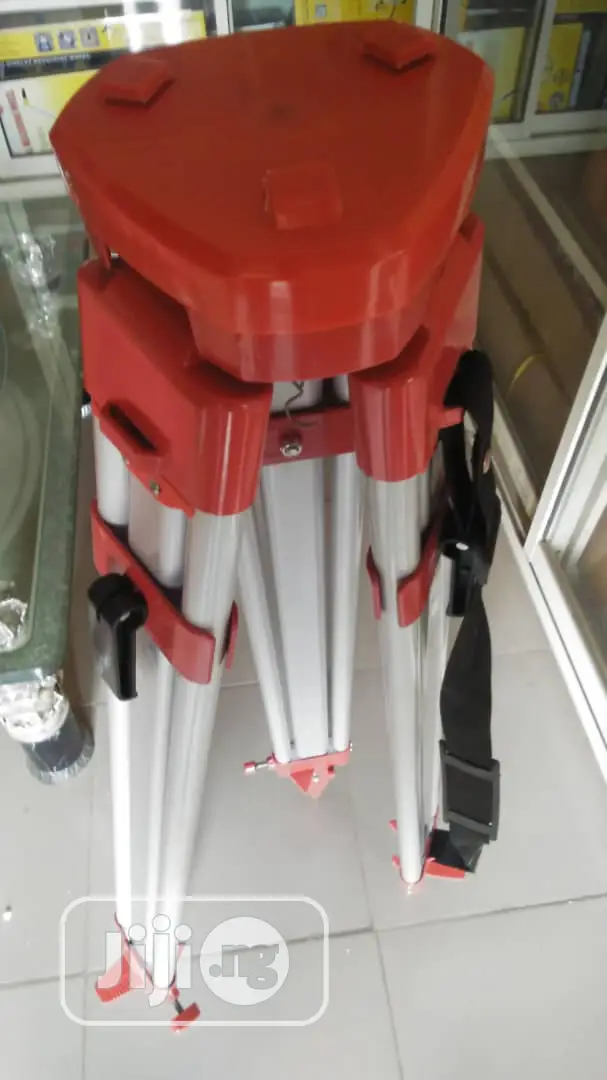 Double Lock Aluminum Tripod