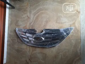 Hyundai Santafe 2012 Front Grill