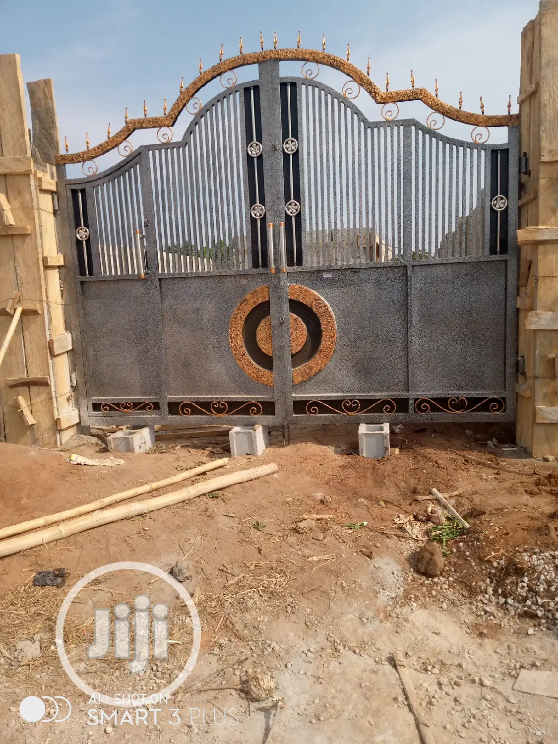 Metal Gates