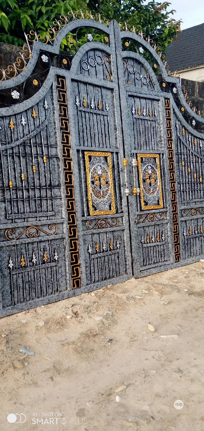 Metal Gates