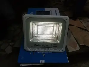 Solar Flood Light 3 Color Type With Remote Control 100w