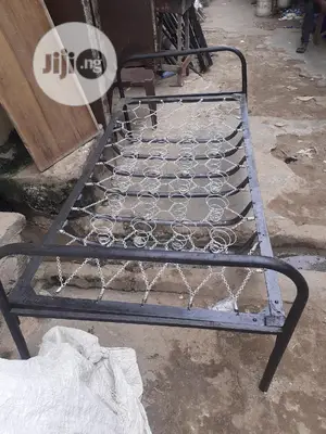 2.5 by 6 Lron Bed Single