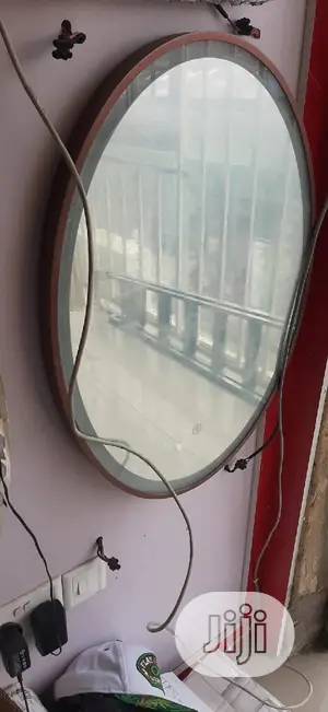 Mirror Light