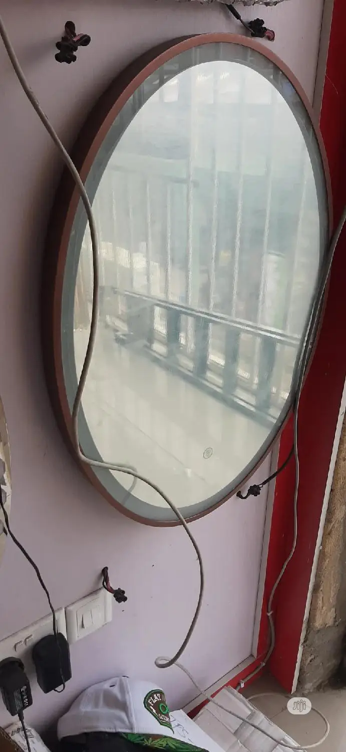 Mirror Light