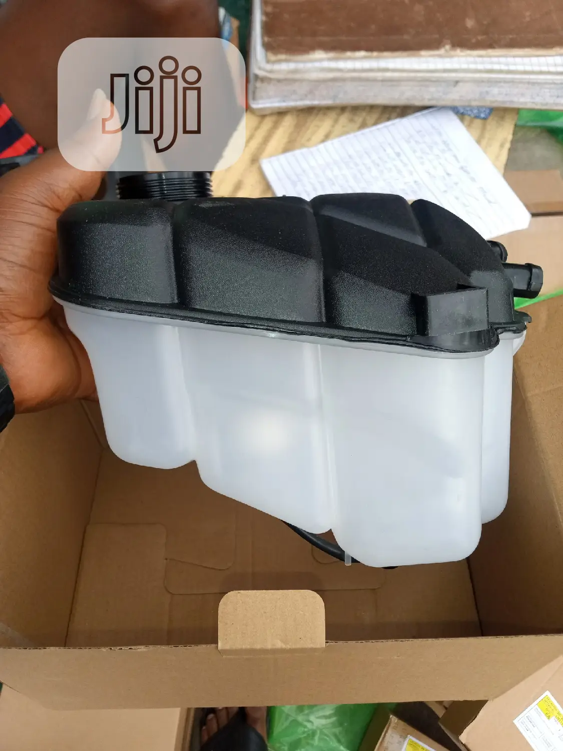 Range Rover Evoque Water Can